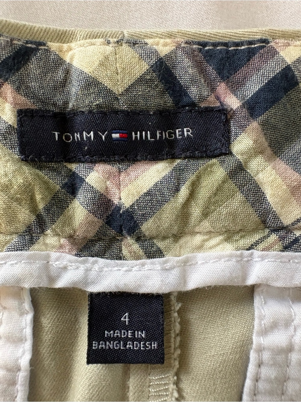 Tommy Hilfiger Tan Women's Chino Shorts with Belt Loops Size 4